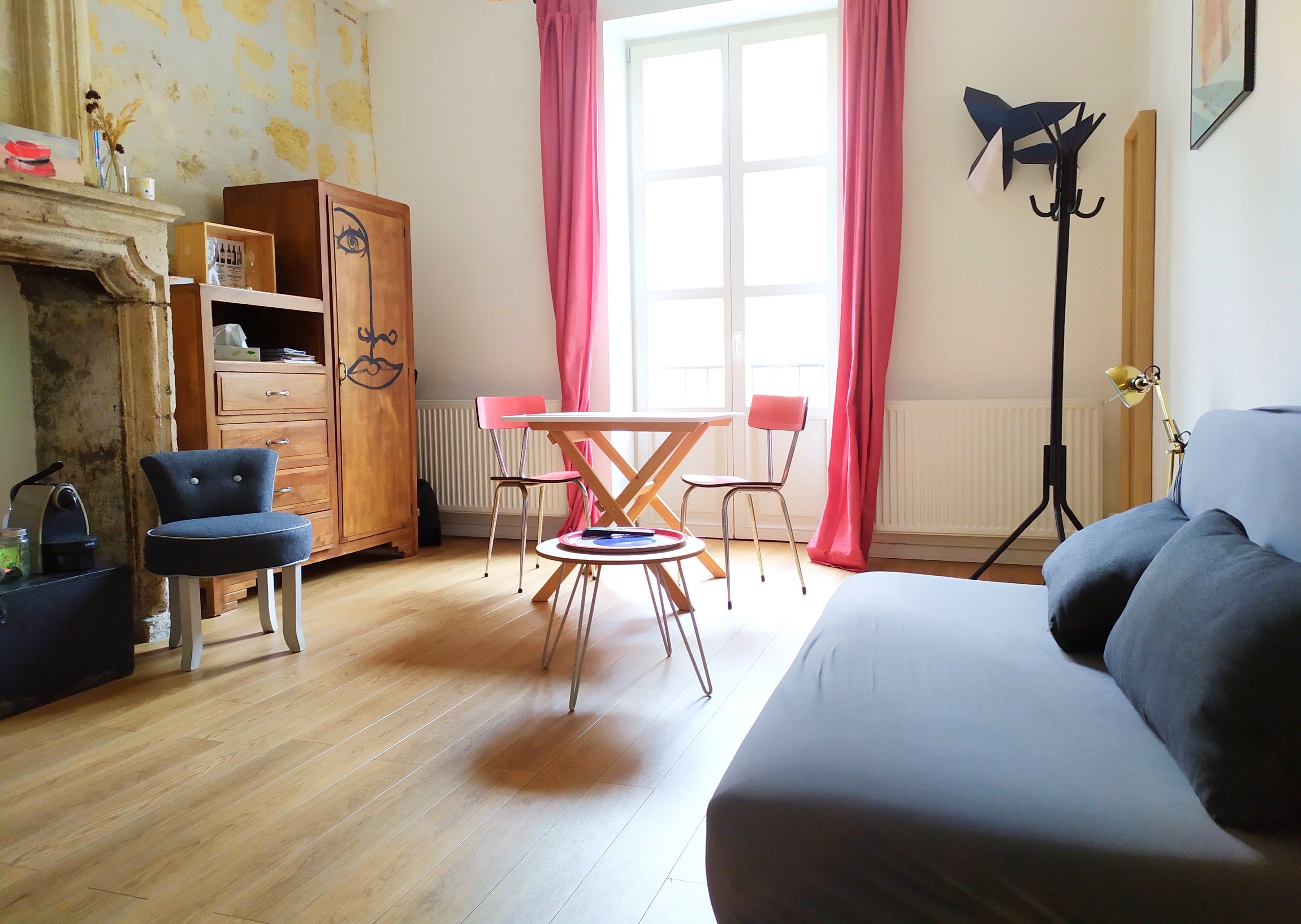 Red Studio — lounge area